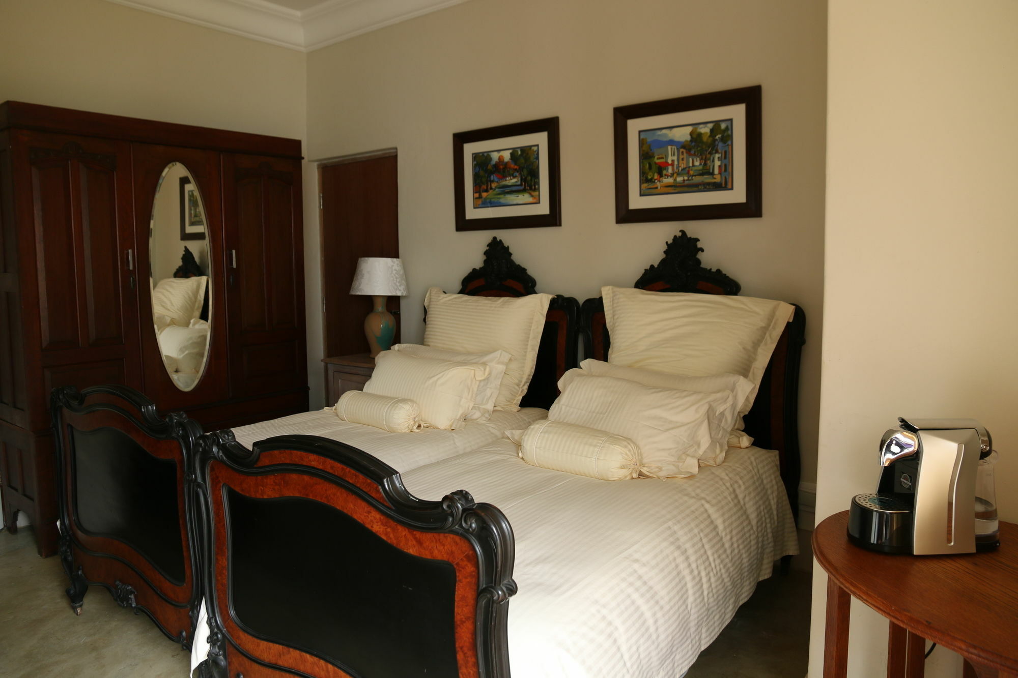 The Welgemoed Guest House Белвилл Экстерьер фото